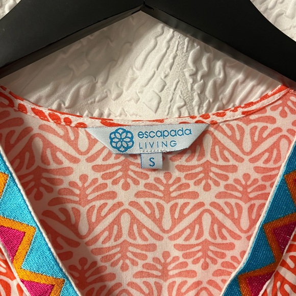 Beautiful and Vibrant V Neck Blouse with Tassles - Picture 2 of 9